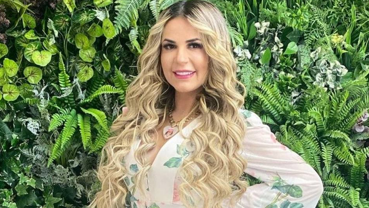 Deolane Bezerra causa com look ousado em festa de Réveillon: “pronta, como sempre!”