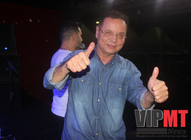 Baixada em festa no colonia show bar