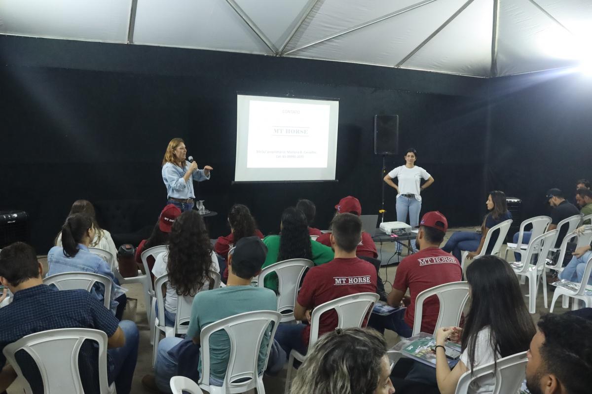 Semana do Cavalo promove capacitação educacional gratuita e premiação para estudantes