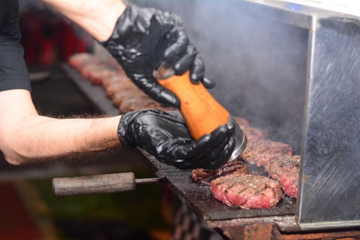 Cuiabá recebe festival de hambúrguer com entrada gratuita neste fim de semana