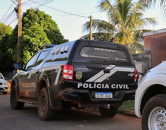 Homem é preso por divulgar vídeos pornográficos da ex-esposa