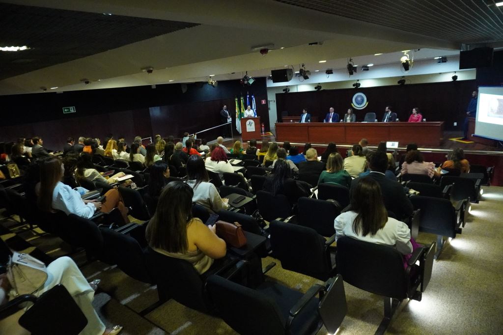 OAB-MT reúne advocacia para curso sobre aspectos práticos do Direito e do Processo Previdenciário