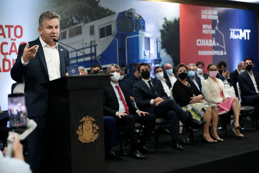 Contrato entre Governo de MT e Rumo para construção da 1ª Ferrovia Estadual já prevê chegada até Cuiabá