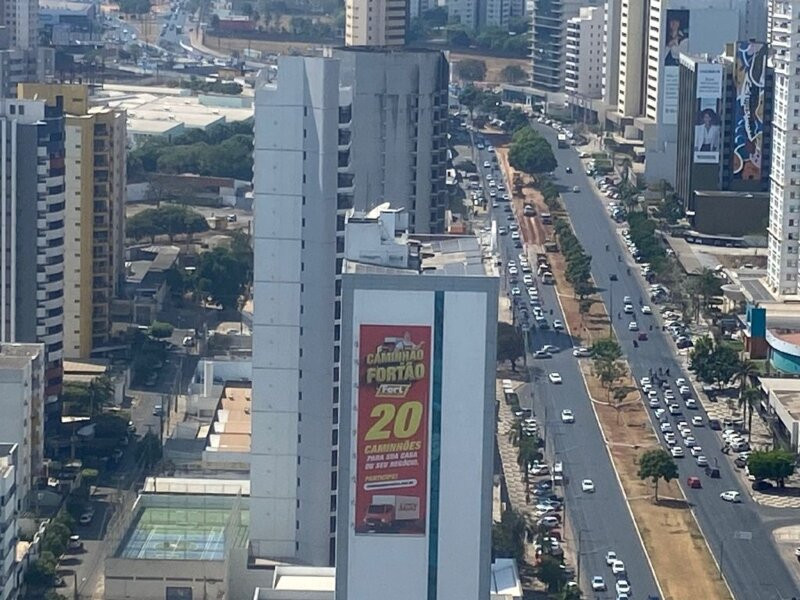 Obras do BRT avançam e Cuiabá suspende faixa de ônibus na Avenida do CPA e deixa de aplicar multas