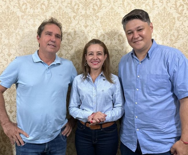 Prefeita eleita de Várzea Grande, Flávia Moretti, anuncia Samir Katumata como Secretário de Desenvolvimento Econômico, Flávia Moretti, anuncia Samir Katumata como Secretário de Desenvolvimento Econômico