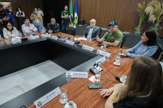 Deputados e prefeitos debatem demandas da agricultura familiar com o governo estadual