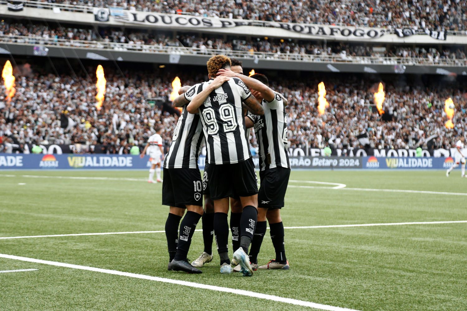 Botafogo derrota o São Paulo e conquista Brasileirão de 2024