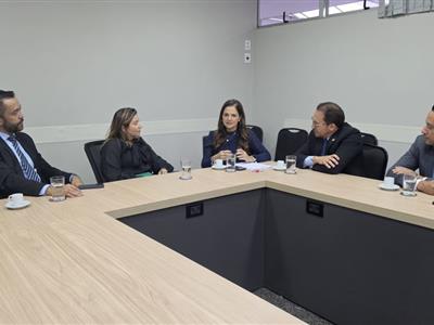 Foto da Notícia: Coordenadoria do Núcleo de Justiça 4.0 atende a OAB-MT e disponibiliza canais de acesso