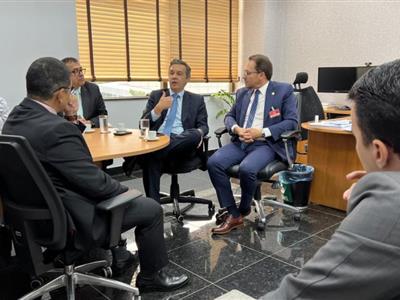 Foto da Notícia: OAB-MT vai ao TJ-MT buscar solução para inconsistências fiscais envolvendo honorários
