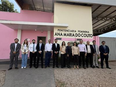 Foto da Notícia: OAB-MT visita Penitenciária Feminina Ana Maria do Couto May para verificar estrutura destinada à advocacia